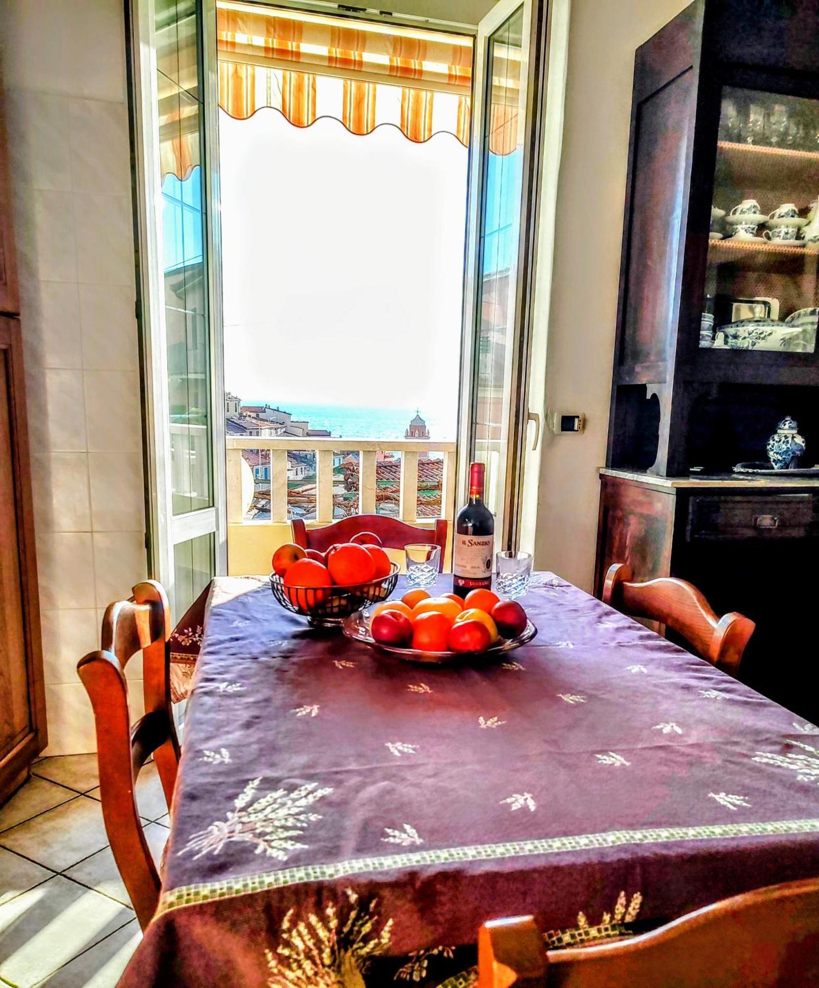 Ferienwohnung -La Terrazza Nel Vigneto- Golfo Dei Poeti Tellaro Exterior foto